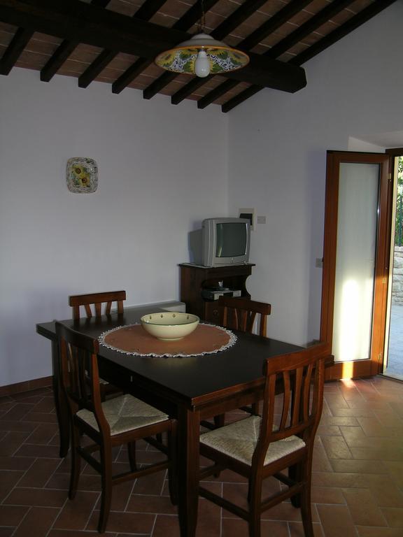 Agriturismo Podere Ossaia Apartment Cortona Room photo